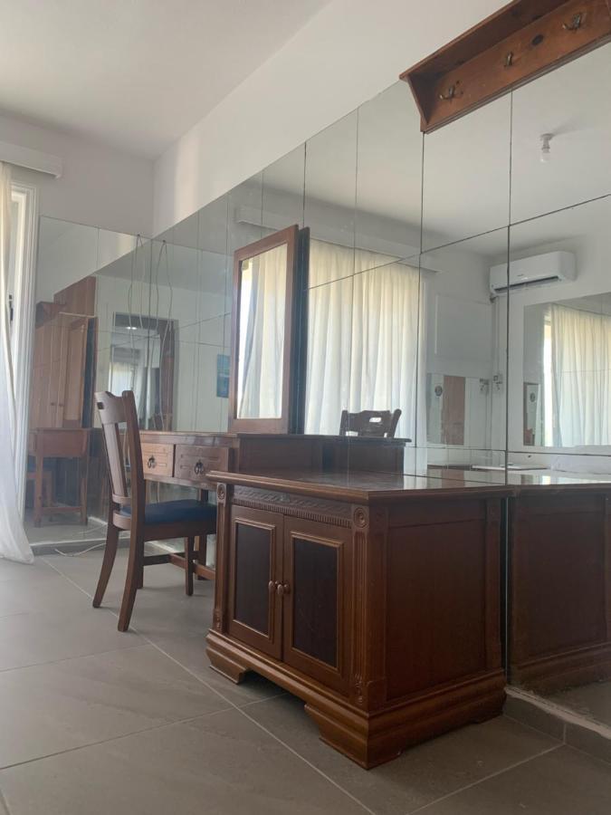 Apartamento com 1 Quarto (Edifício Anexo)