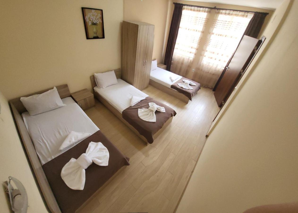 Family Apartment 3 single beds & 1 sofa bed