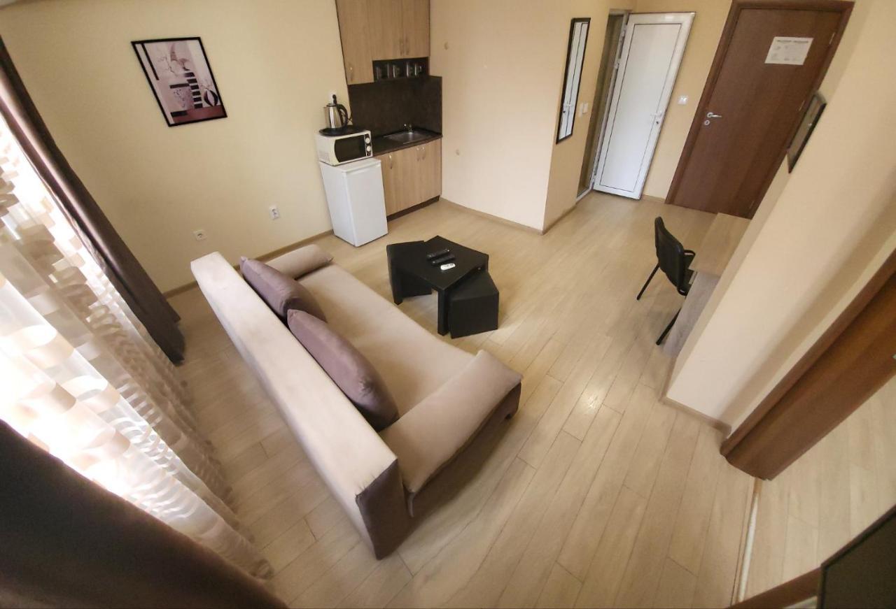 Family Apartment 3 single beds & 1 sofa bed