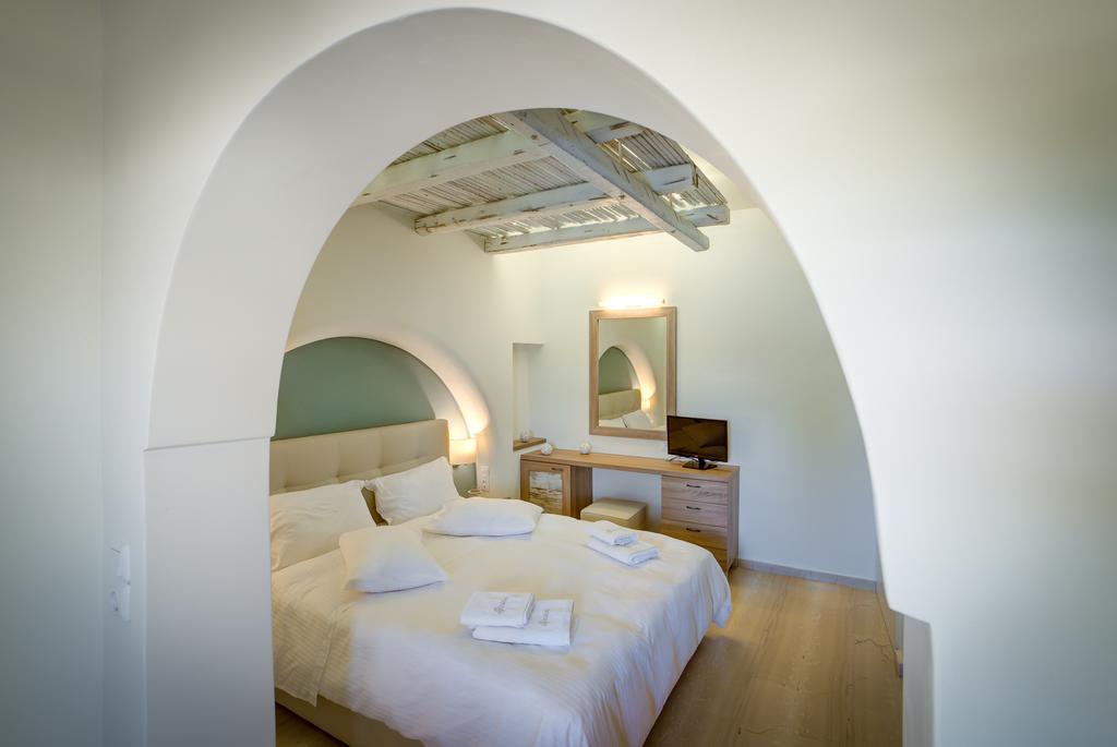 Deluxe Double Room Balcony Pool View