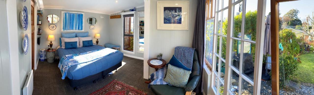 Deluxe Queen Studio