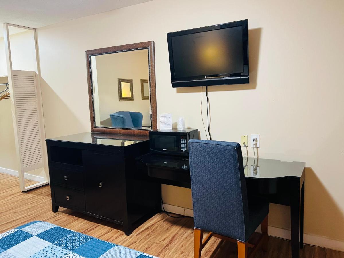 Queen Suite