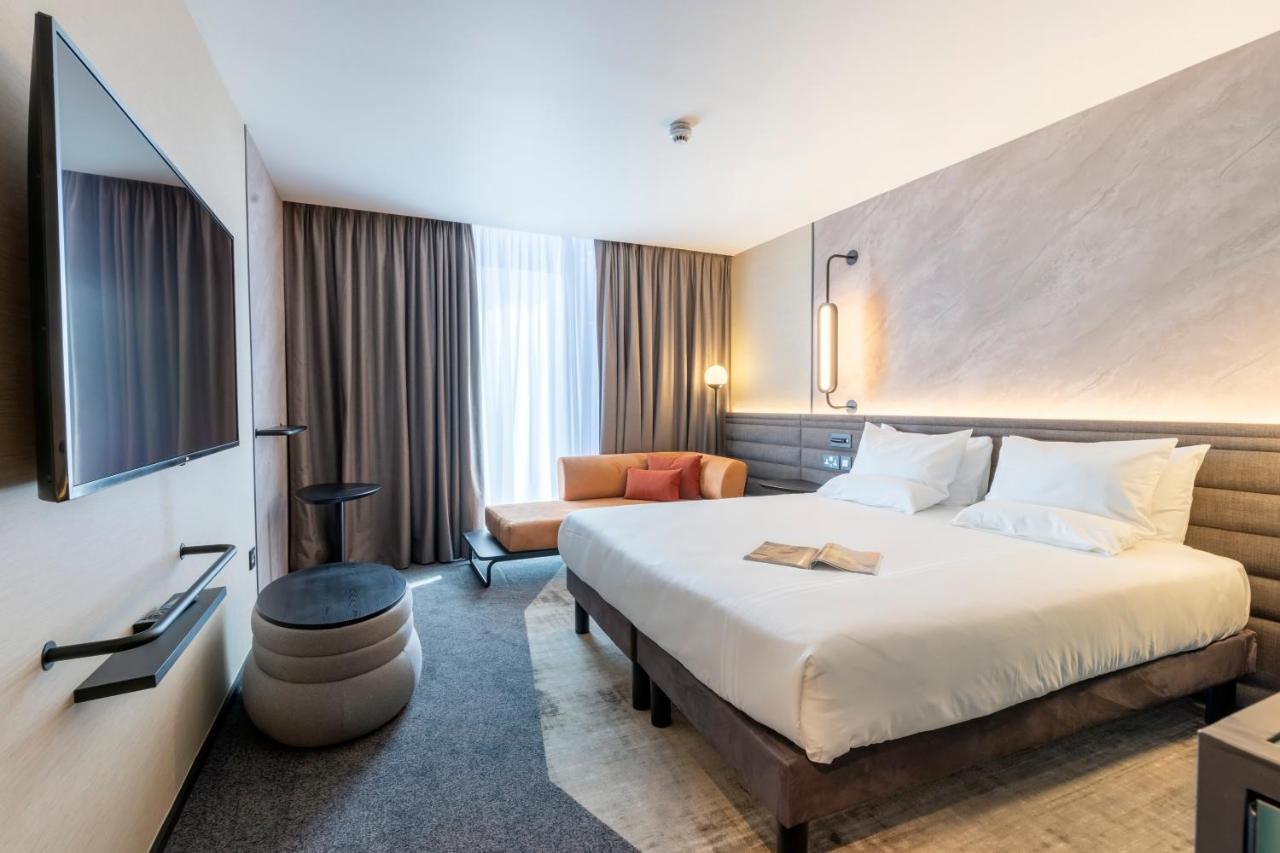 Standard Zimmer mit Kingsize-Bett
