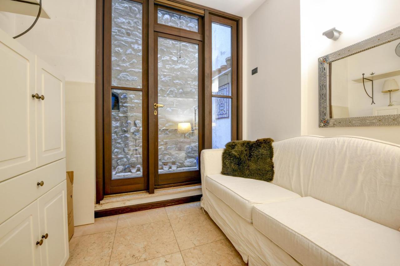 Deluxe Apartment,1257477286:JPEG