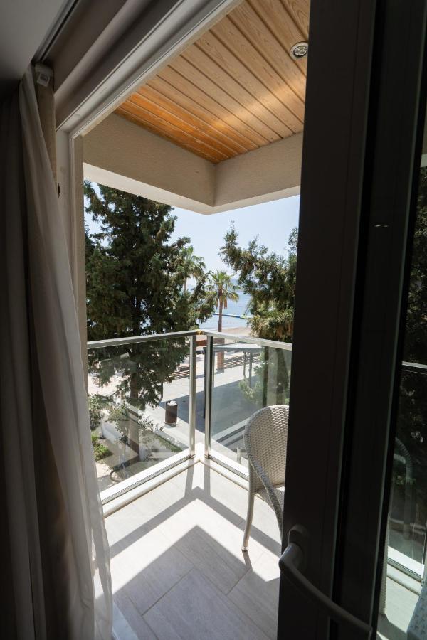 Deluxe Double Room Side Sea View