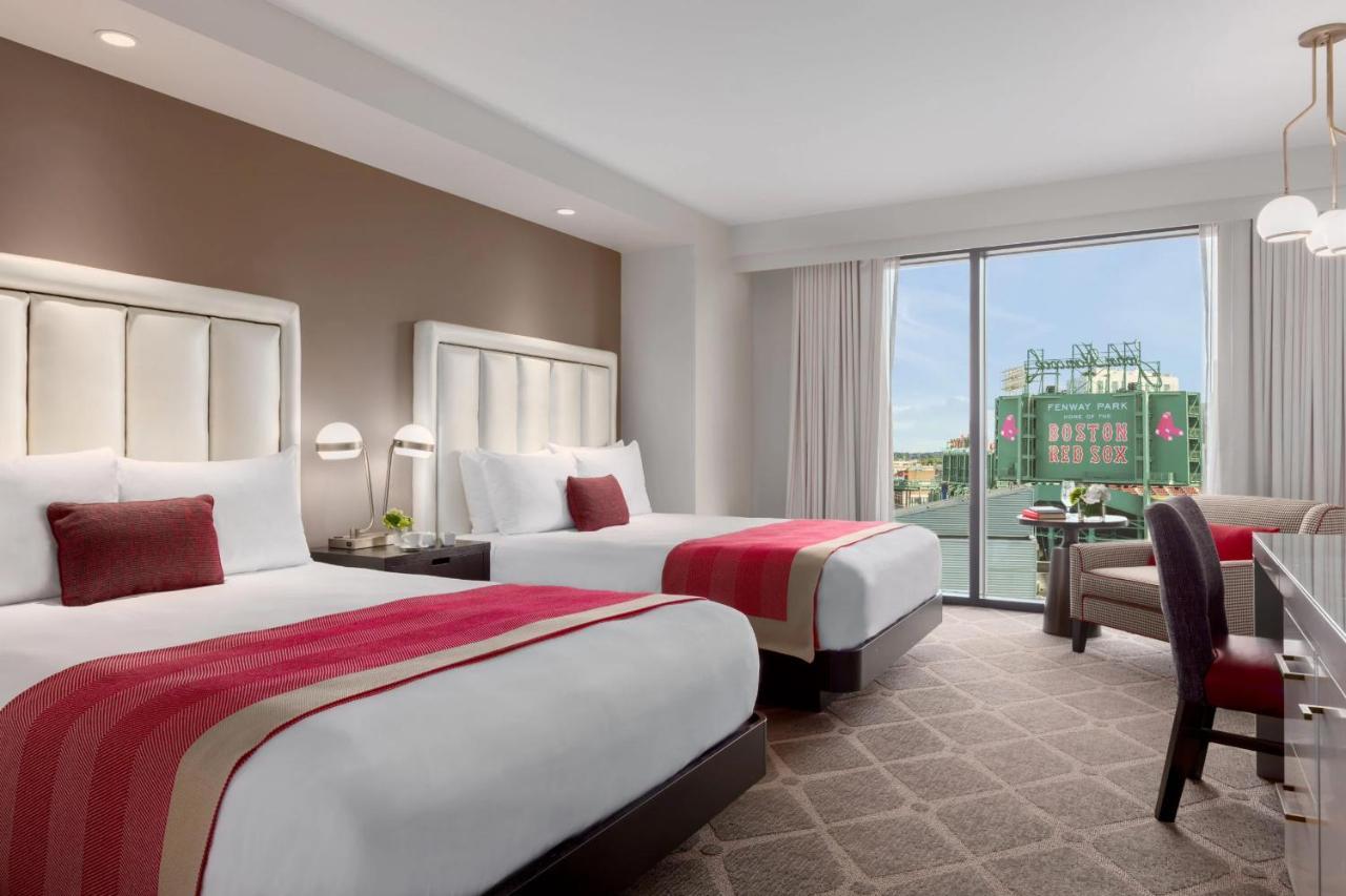 Queen Room Two Queen Beds Facing Fenway