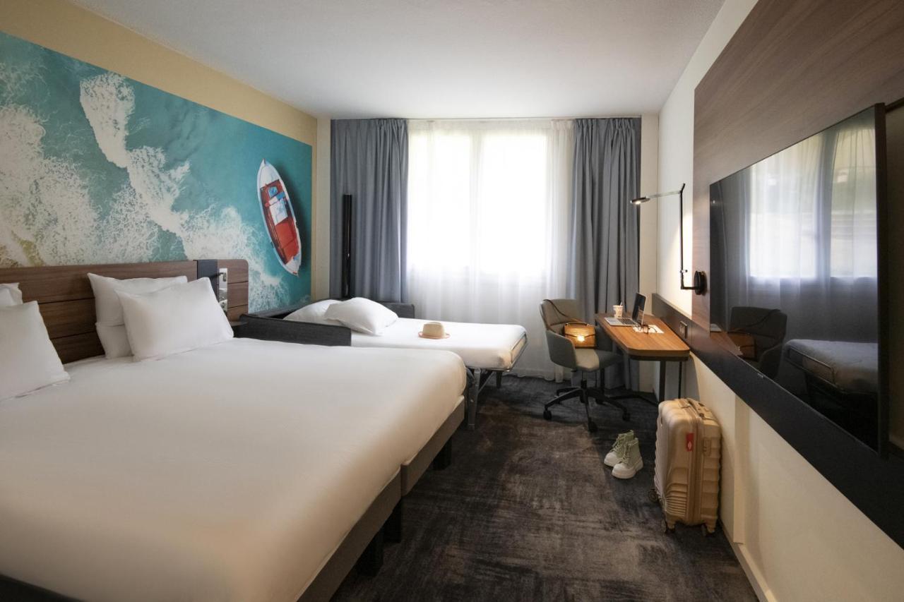 Classic Room One Double Bed One Single Bed