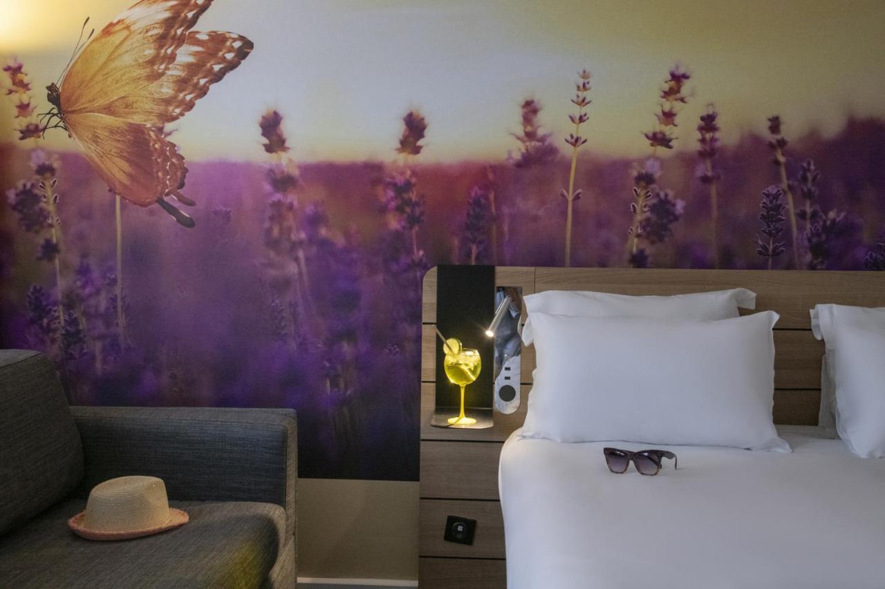 Classic Room One Double Bed One Single Bed