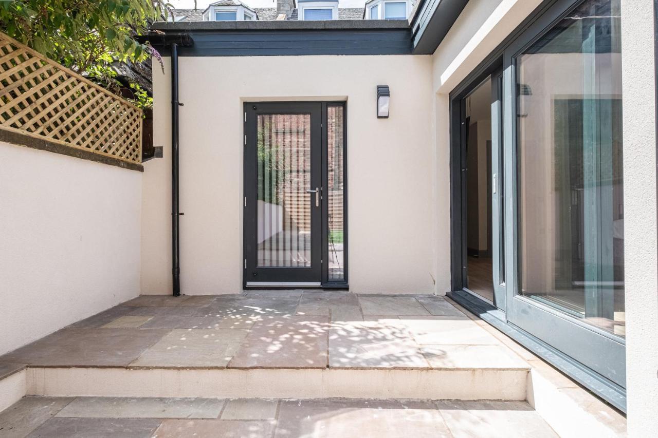 Double or Twin Room with Terrace