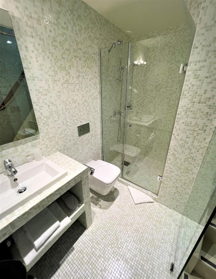 Duplex Single Room internal stairs