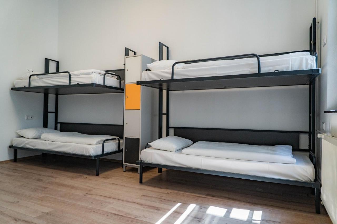 Bed 10-Bed Mixed Dormitory Room