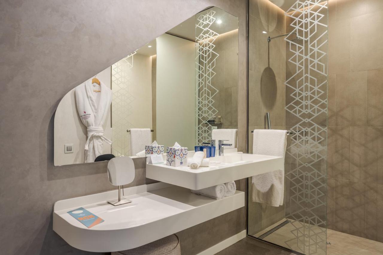 CR Junior Suite