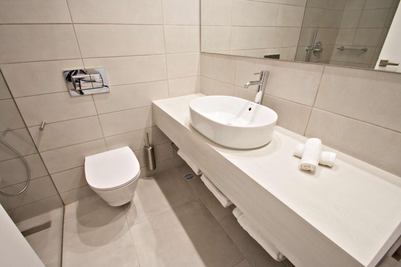 Standard Room Inland view
