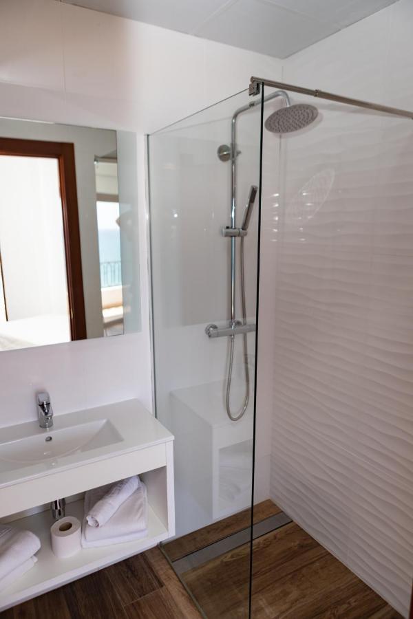 Triple Room with Front Sea View,1685069983:JPEG