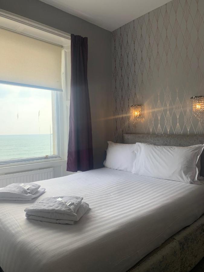 Family Room Sea View,1576740761:JPEG