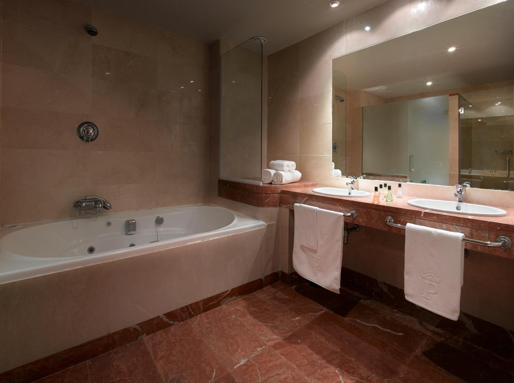 Junior Suite,1138374868:JPEG