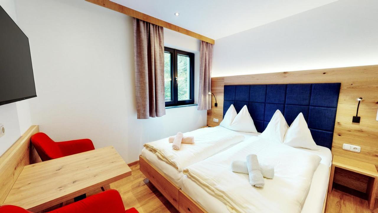 Double Room,1268632987:JPEG