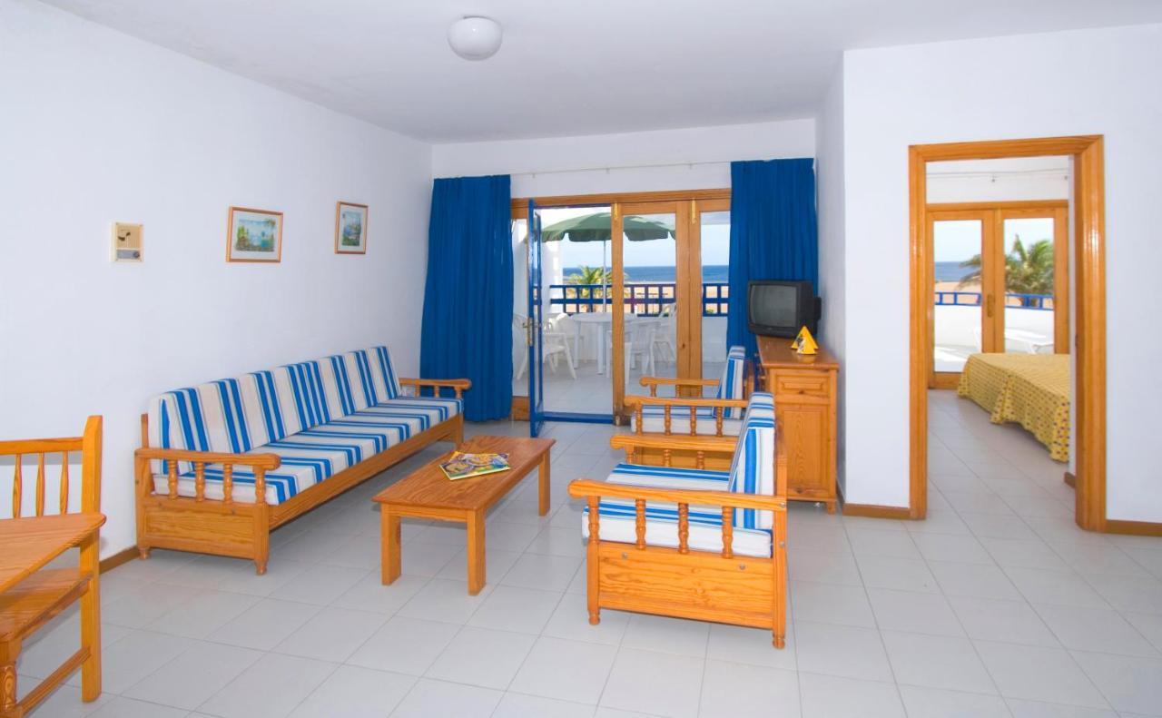 One-Bedroom Apartment Sea View