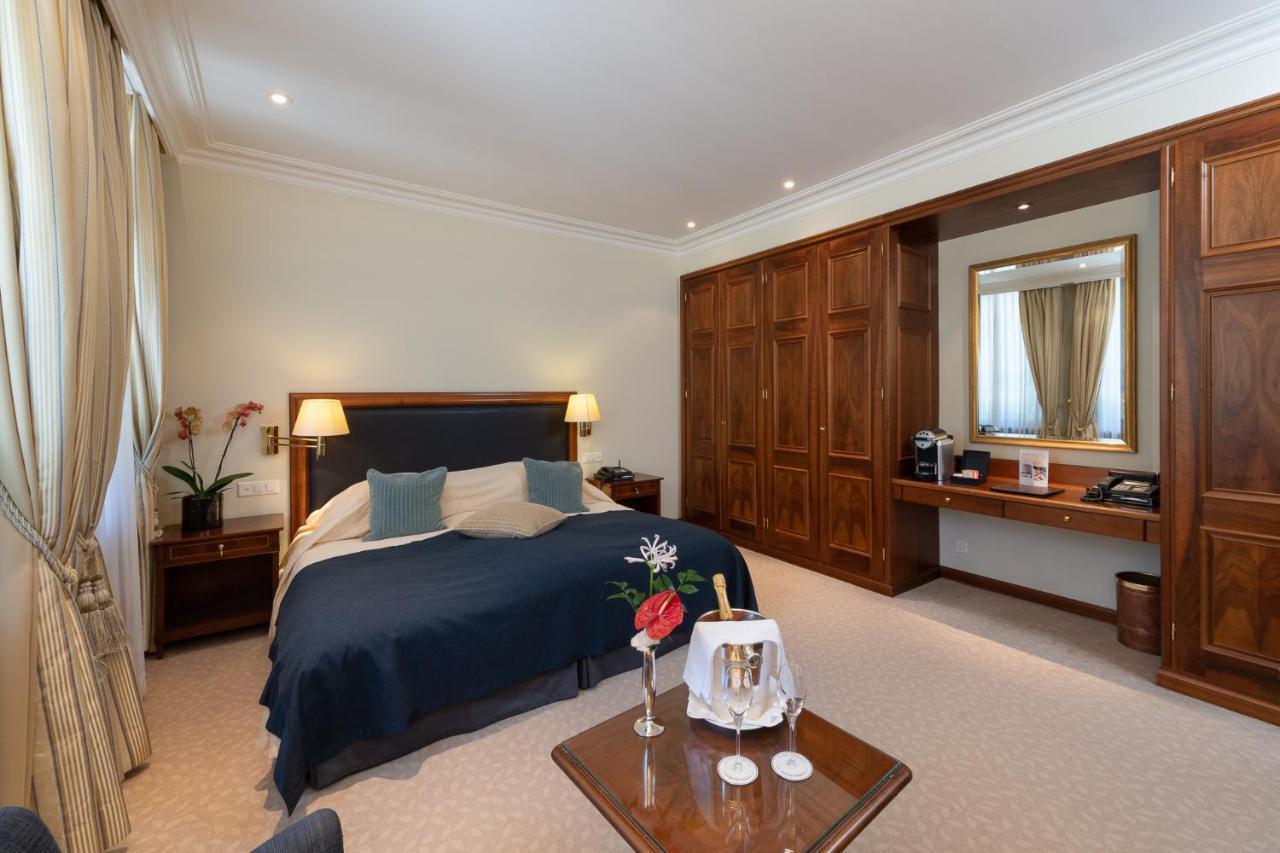 Superior Double or Twin Room with Mountain View,1271579023:JPEG