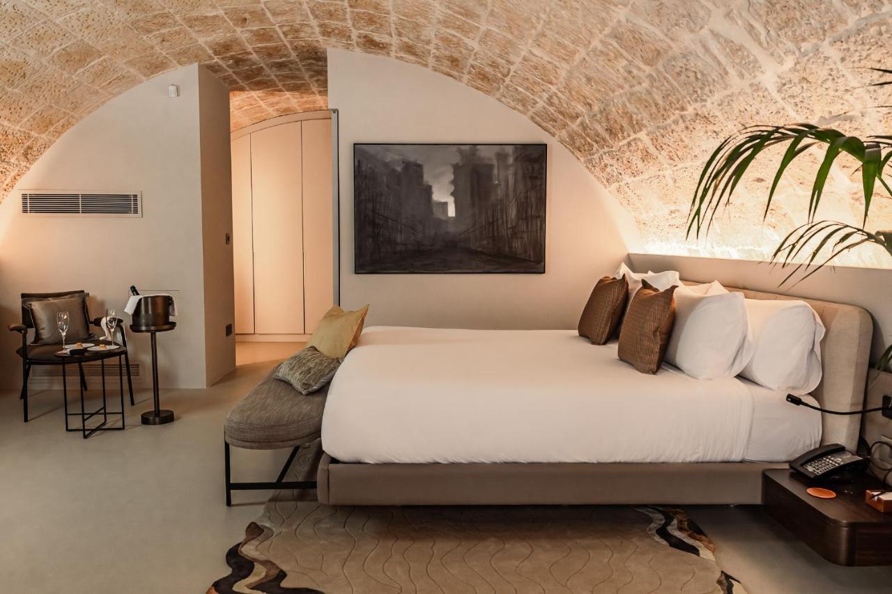 Vitalis Room Annex
