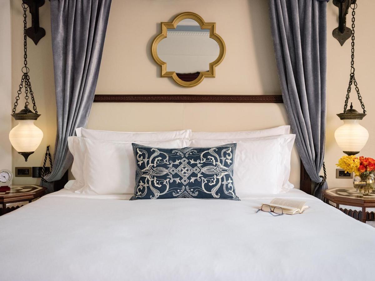 Deluxe Lagoon Room