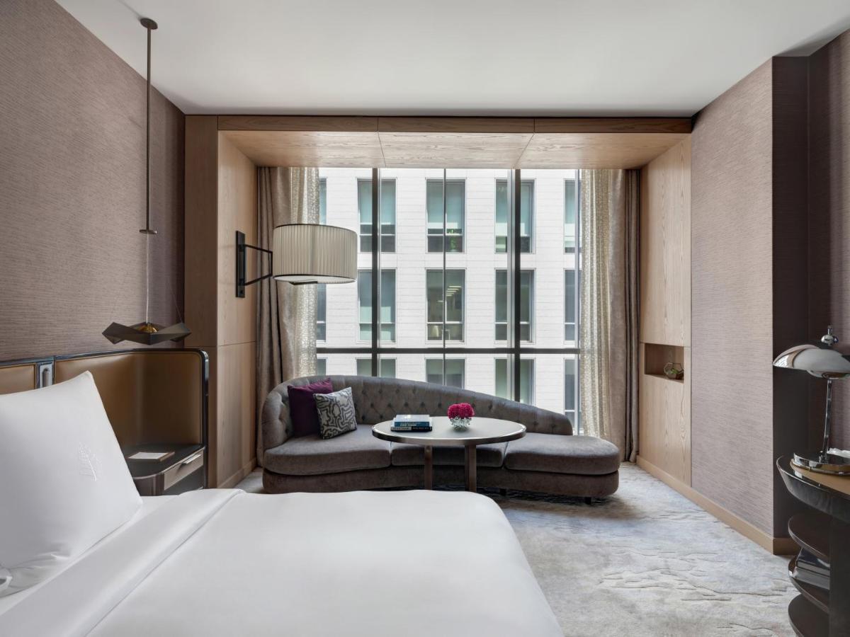 Deluxe DIFC King Room
