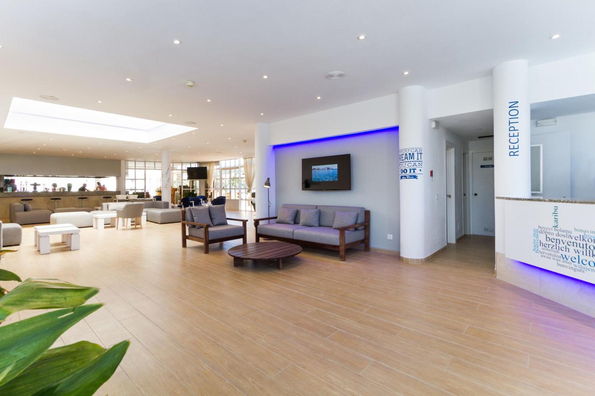 One Bedroom Apartment
