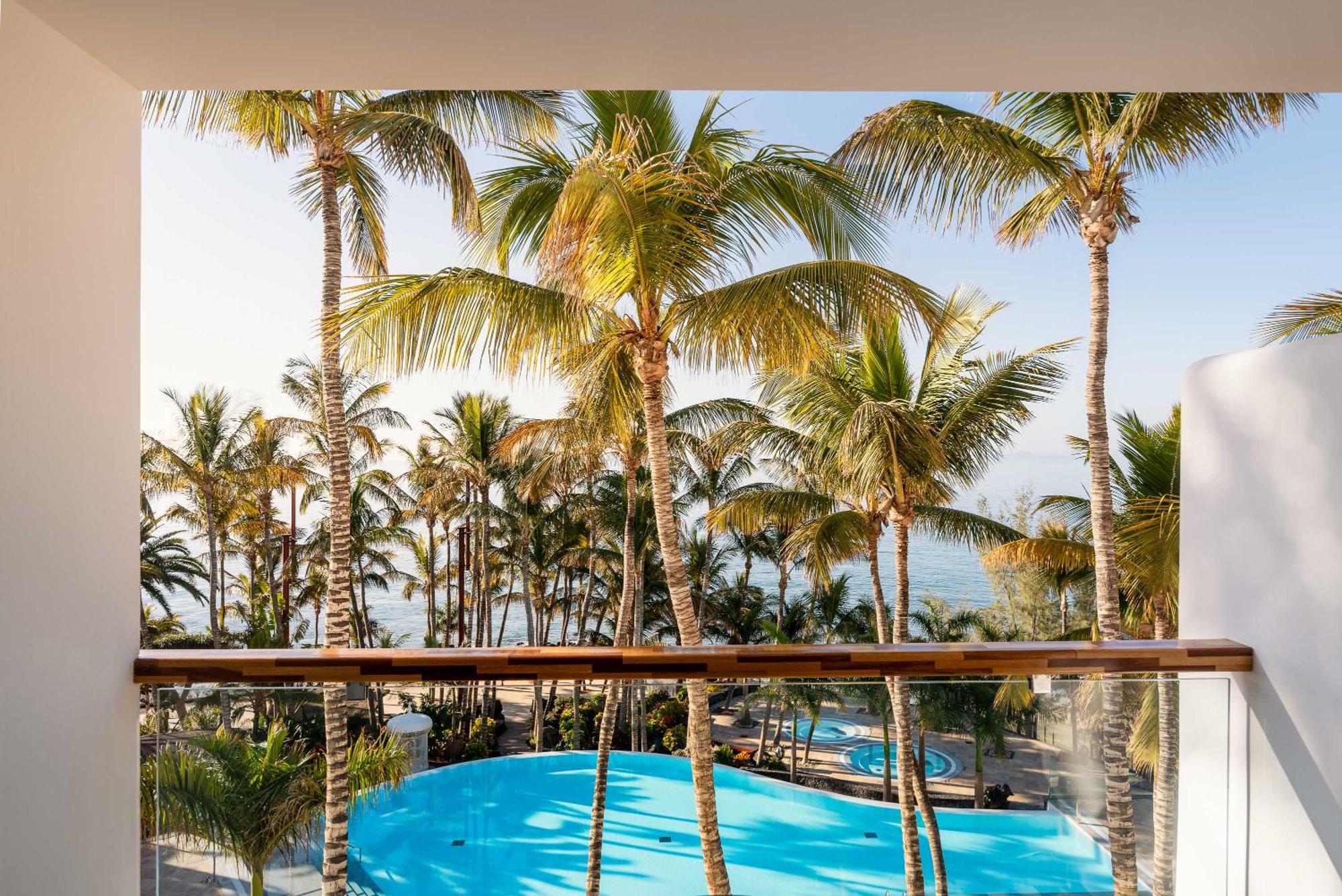 Superior Double or Twin Room Sea View