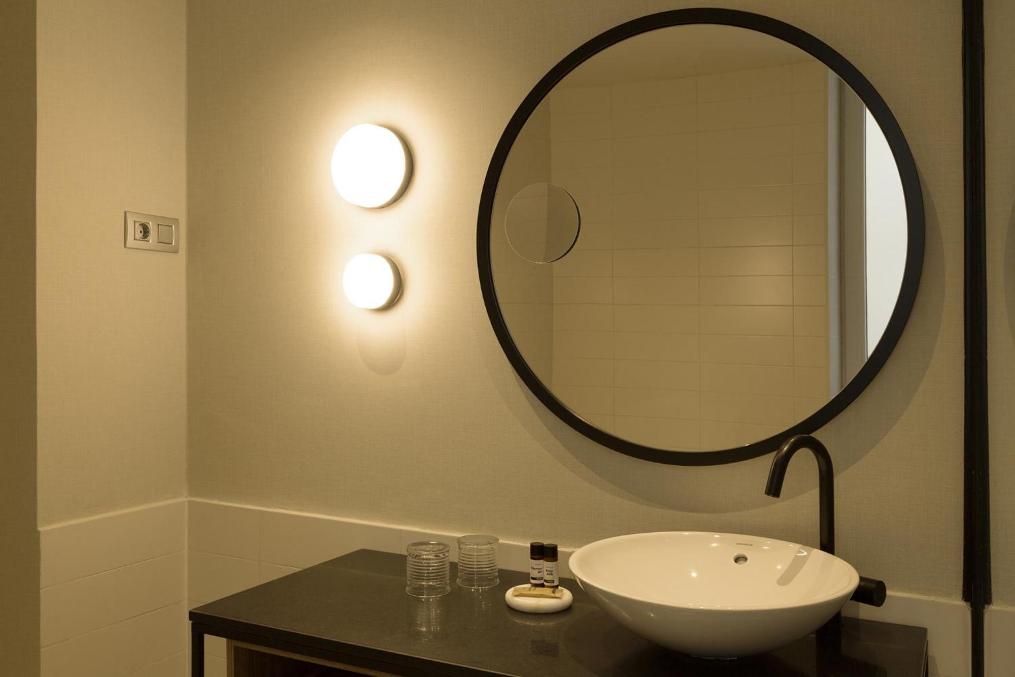 Chambre Double ou Lits Jumeaux (1-2 Adultes)