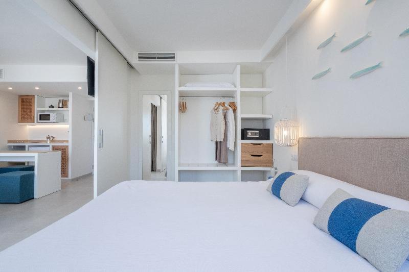 Select Apartment