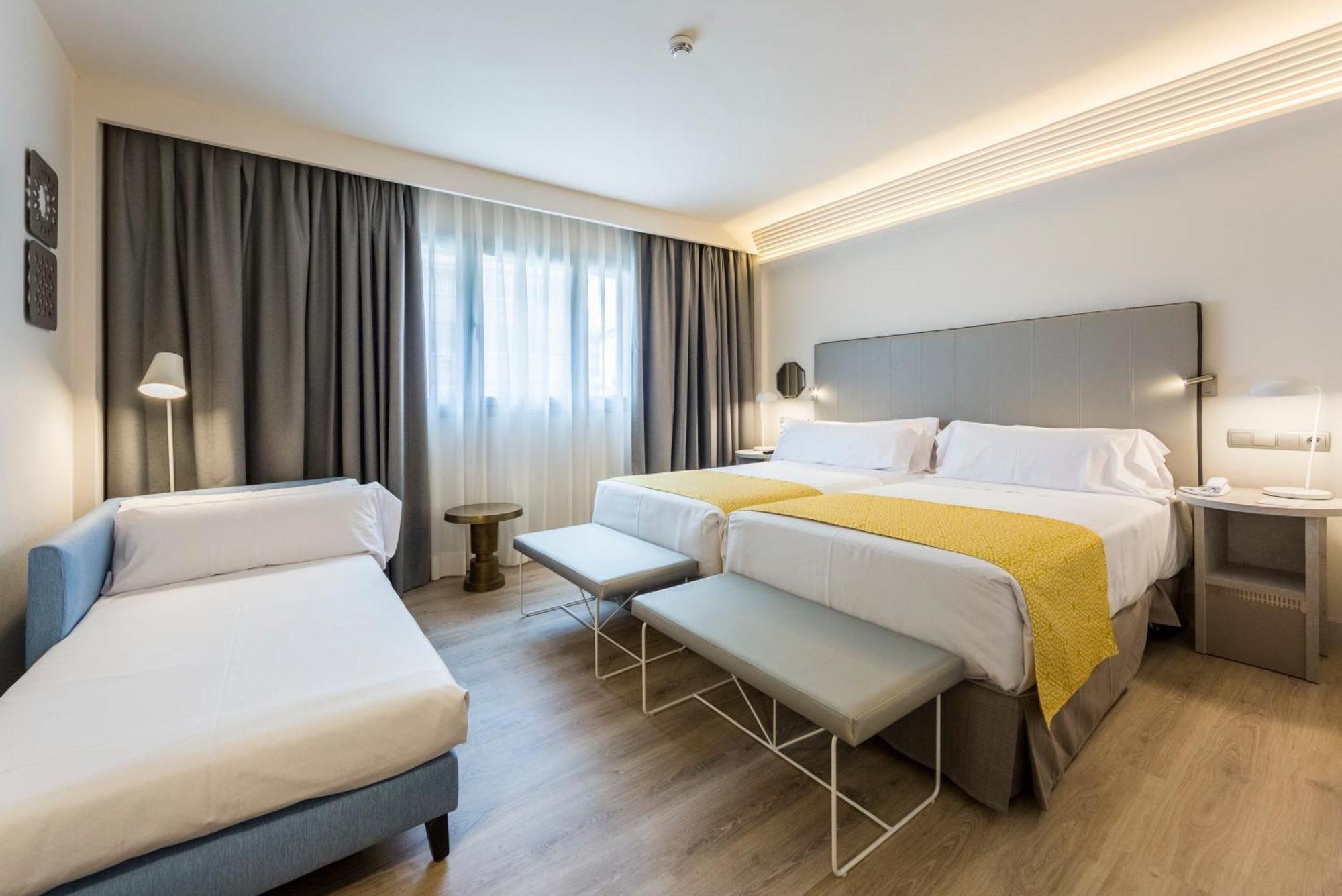 Dreibettzimmer (2 Erwachsene + 1 Kind)
