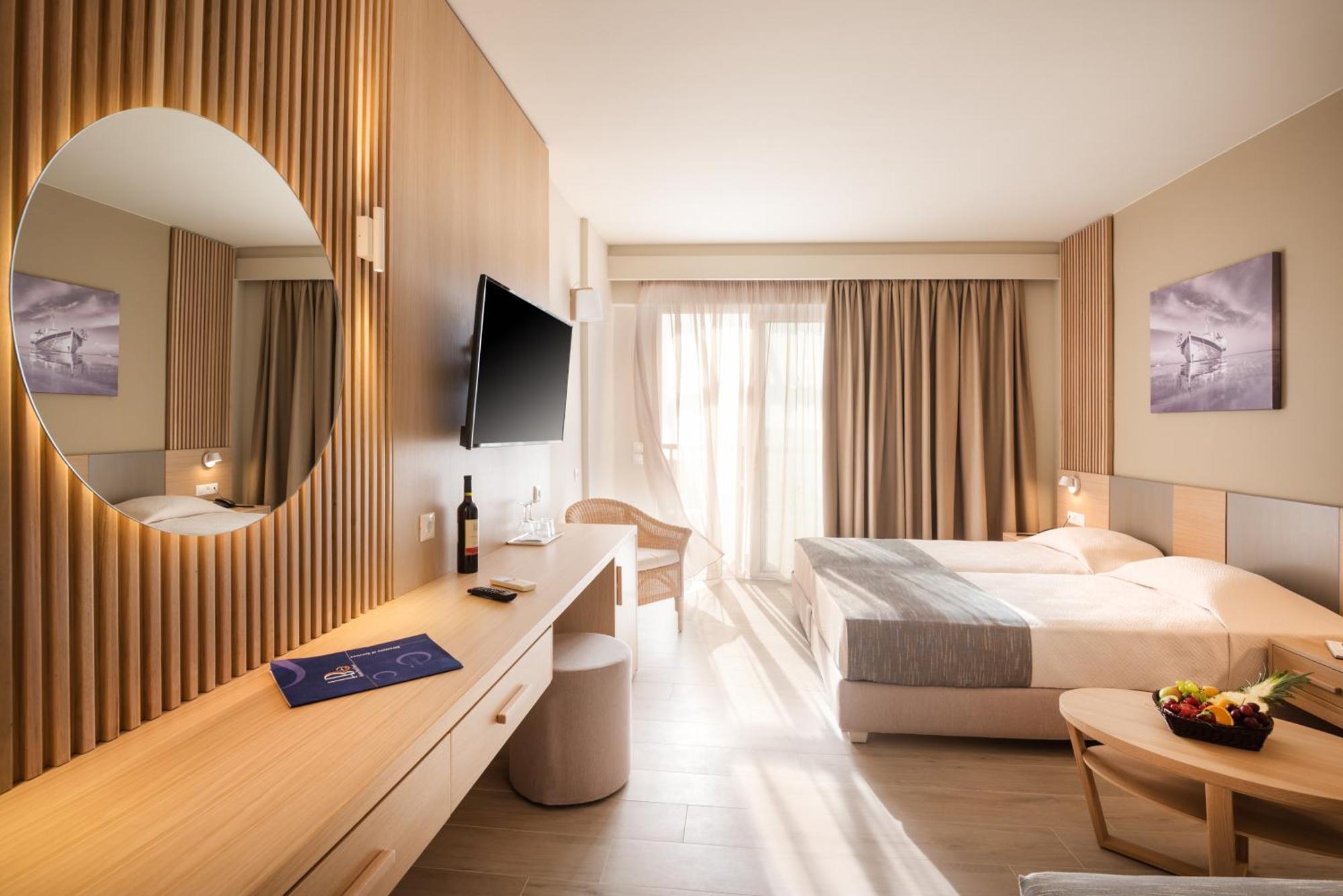 Twin Room Terrace