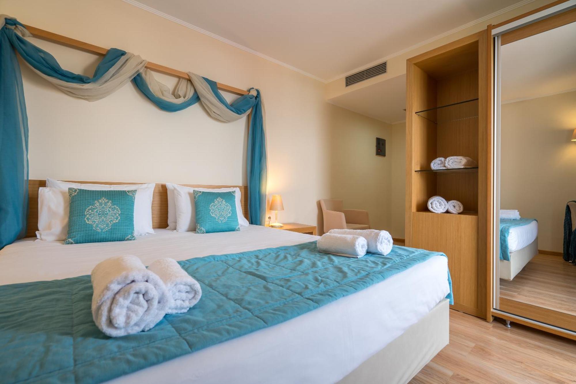 Superior Sea View Room