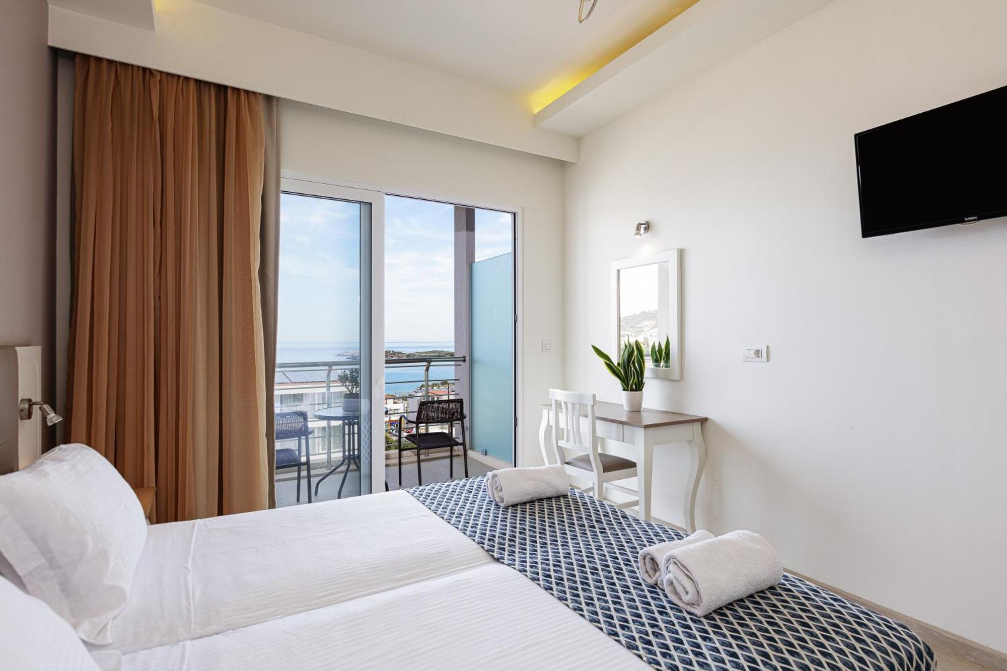 Superior Room with Sea View,1273303255:JPEG