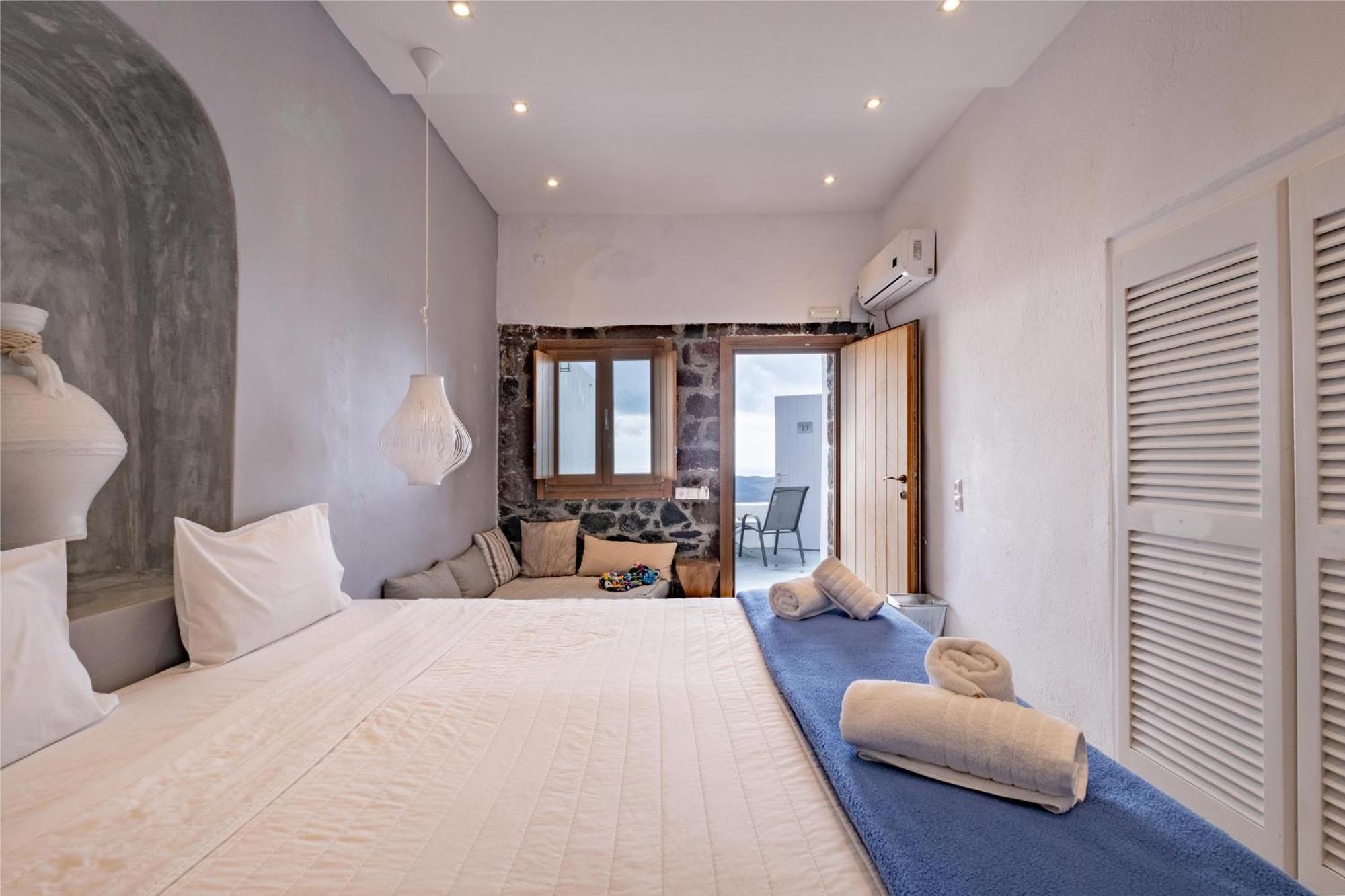 Executive Double Room Caldera View