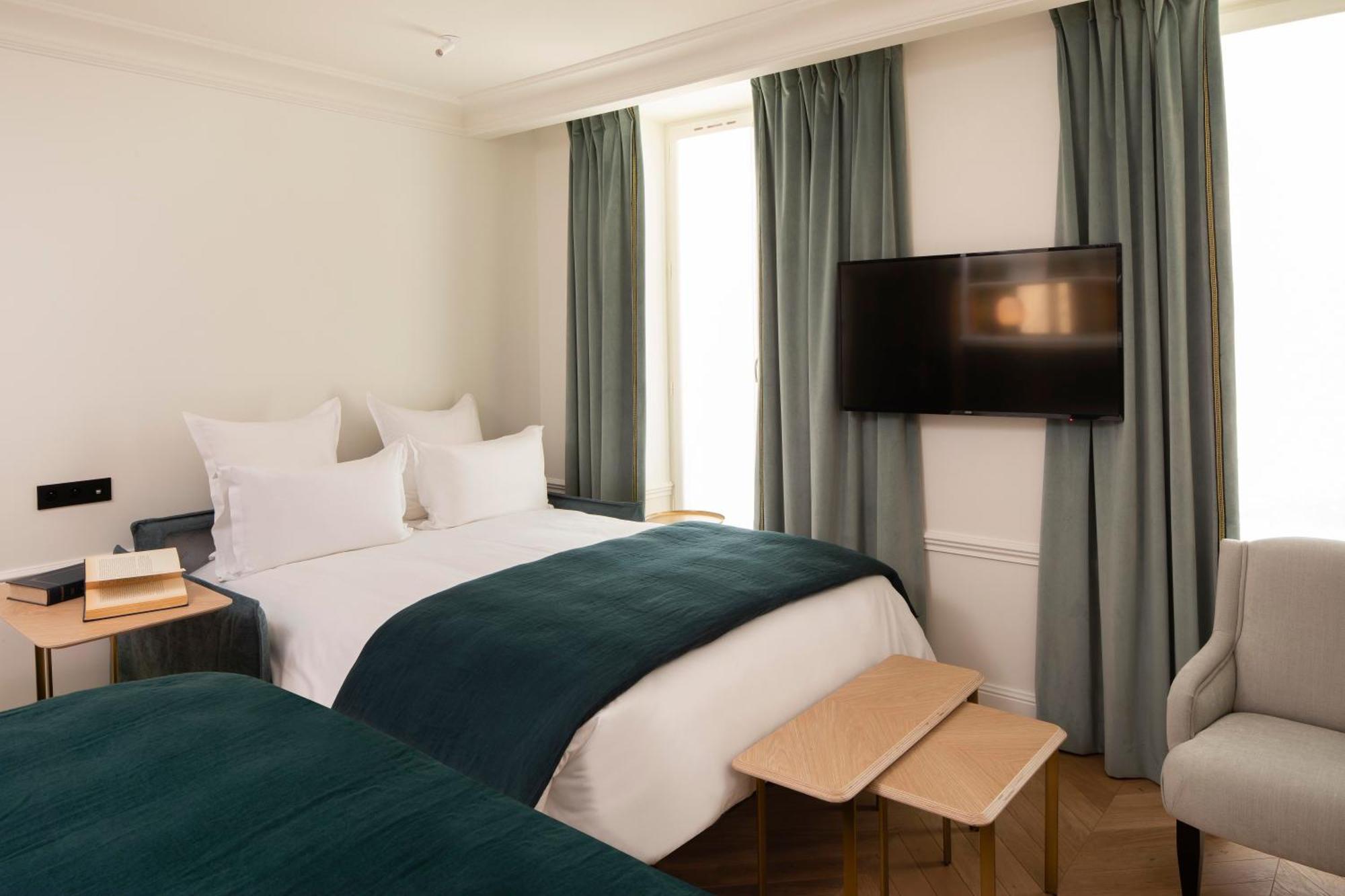 Prestige Triple Room