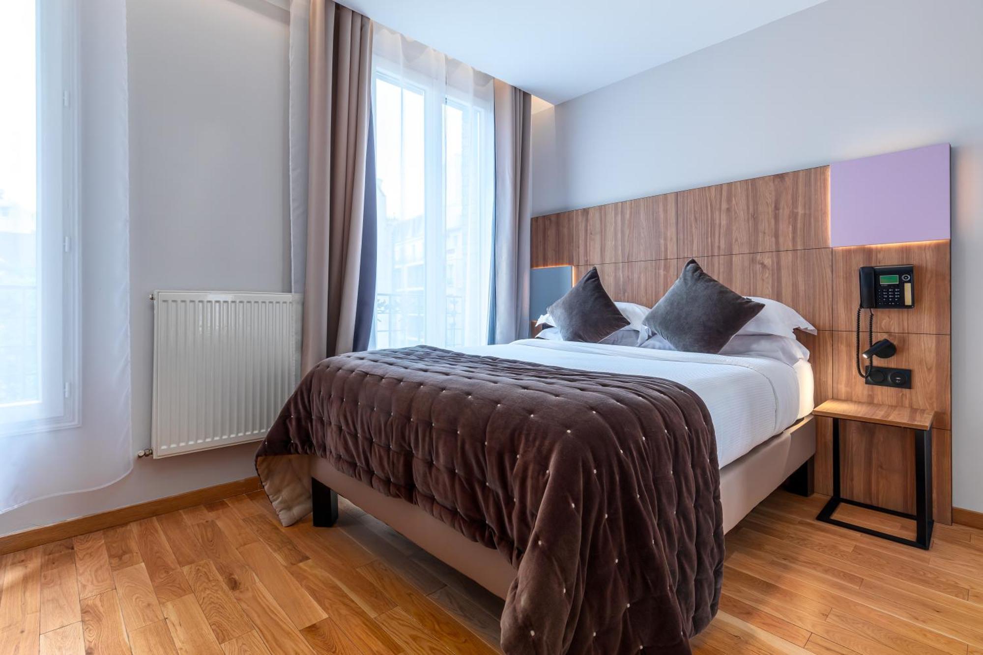 Classic Comfort Room