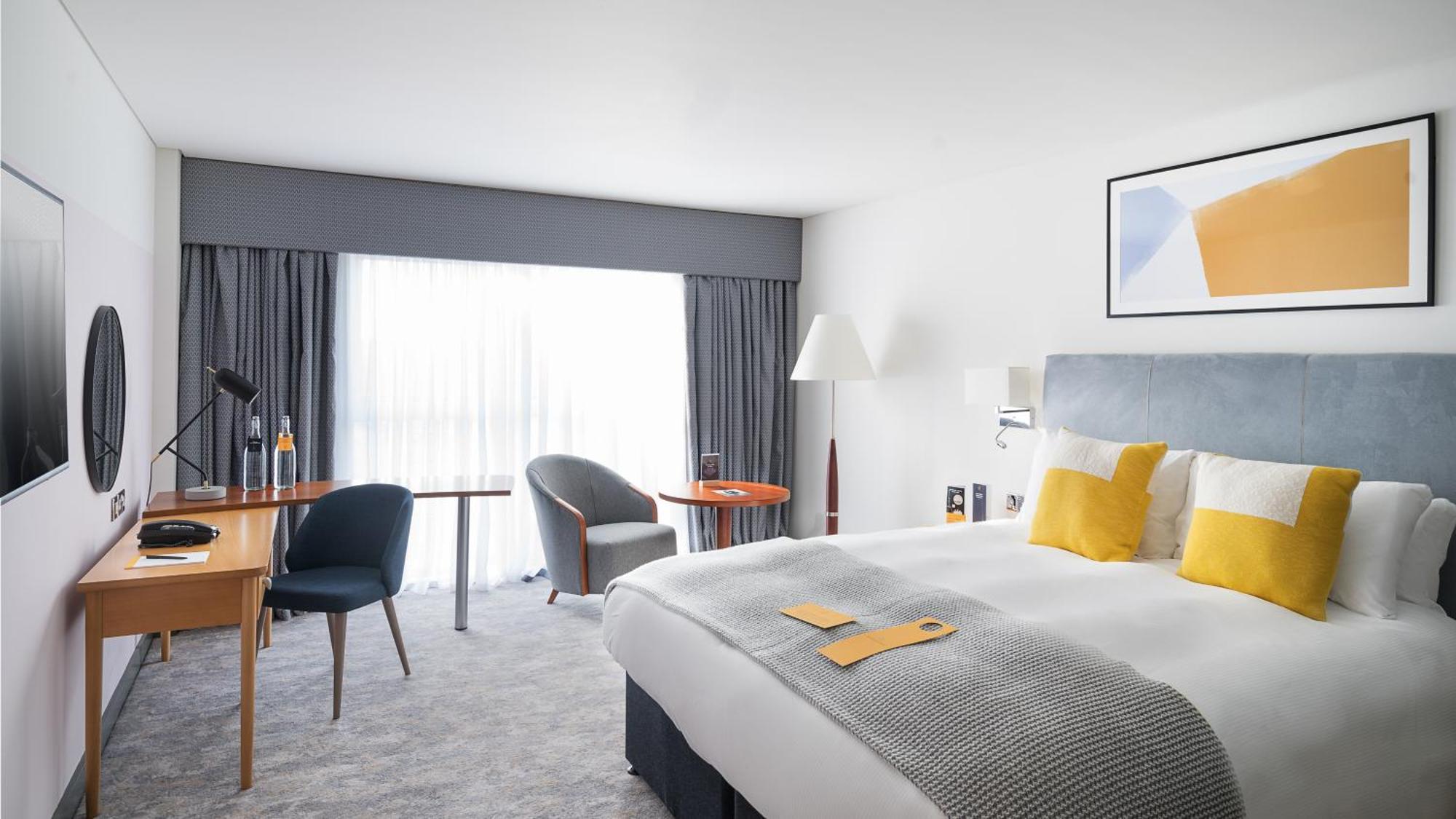 Standard Room,1274086606:JPEG
