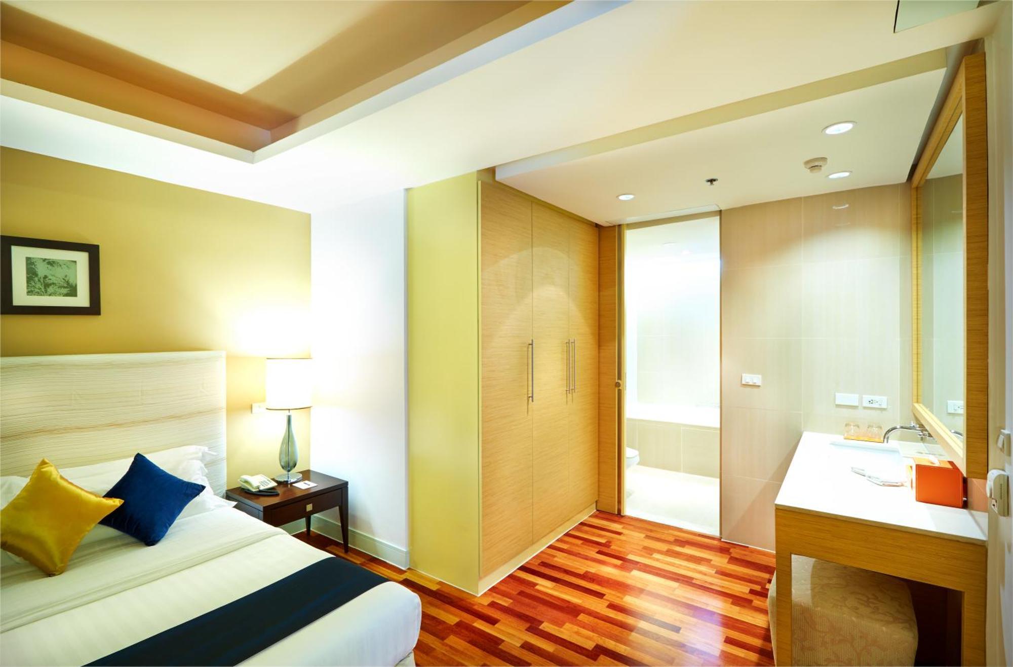 Superior One-Bedroom