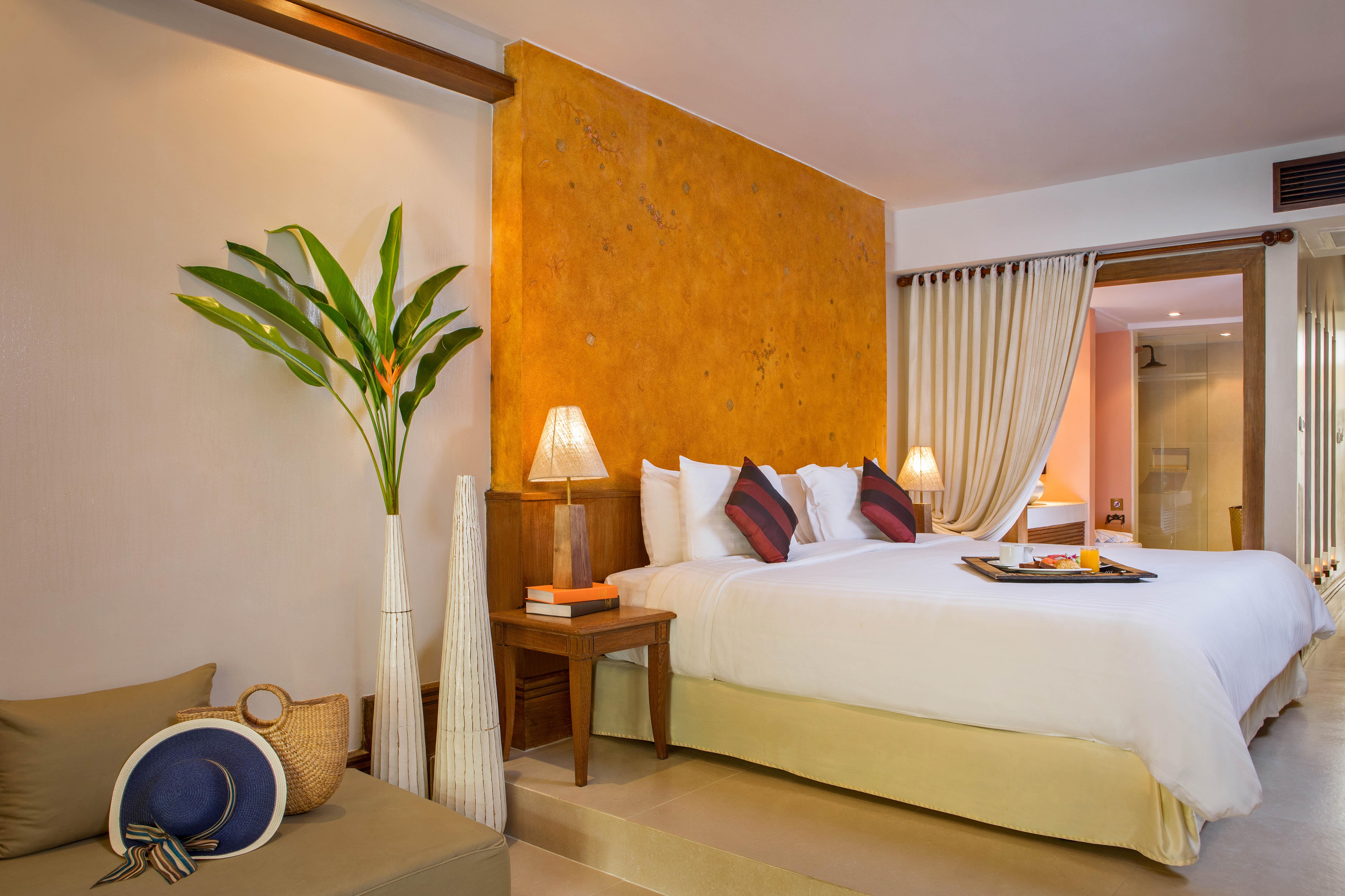 Honeymoon Suite