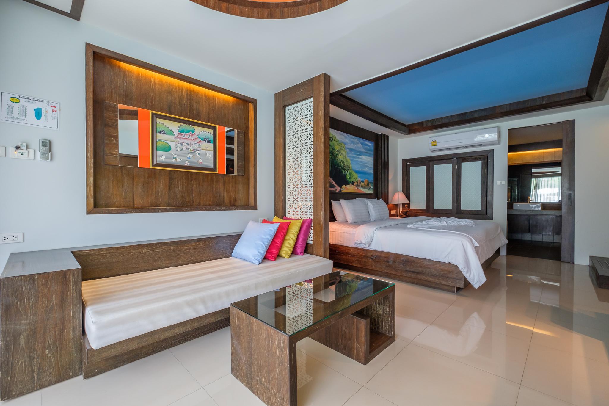 Grand Deluxe Double or Twin Room Pool Access