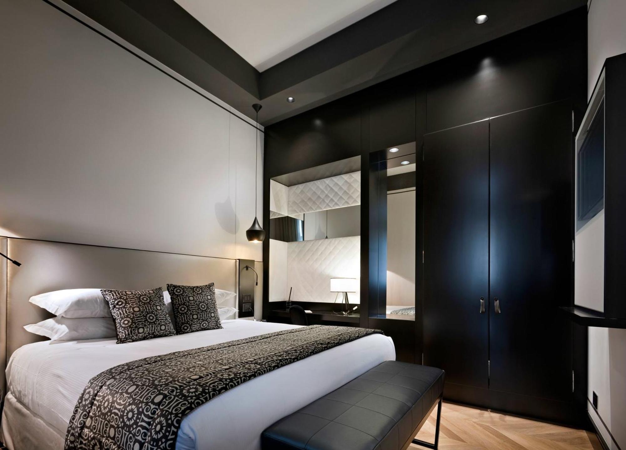 Luxury Suite
