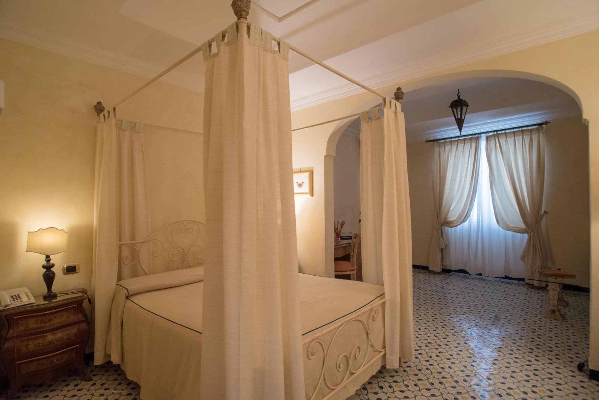 Deluxe Junior Suite Sea View