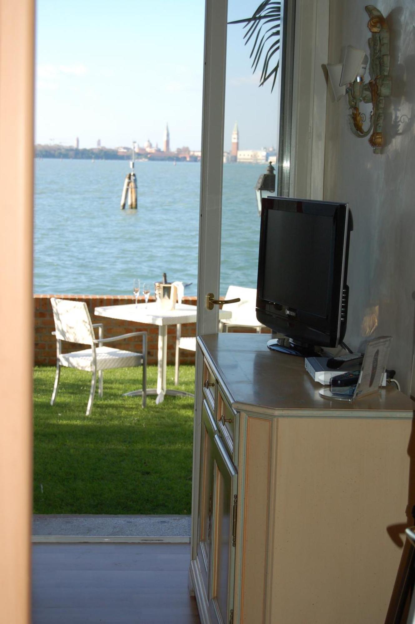 Suite Private Garden Lagoon View,112794777:JPEG