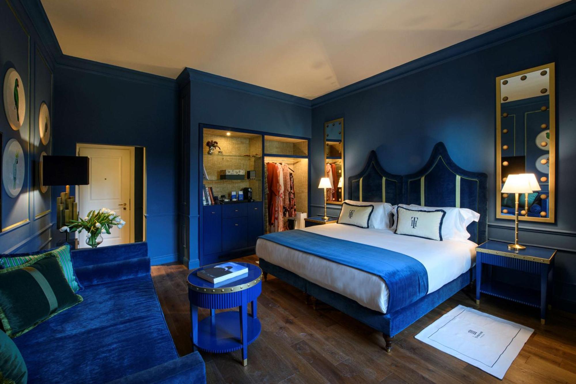 Junior King Suite