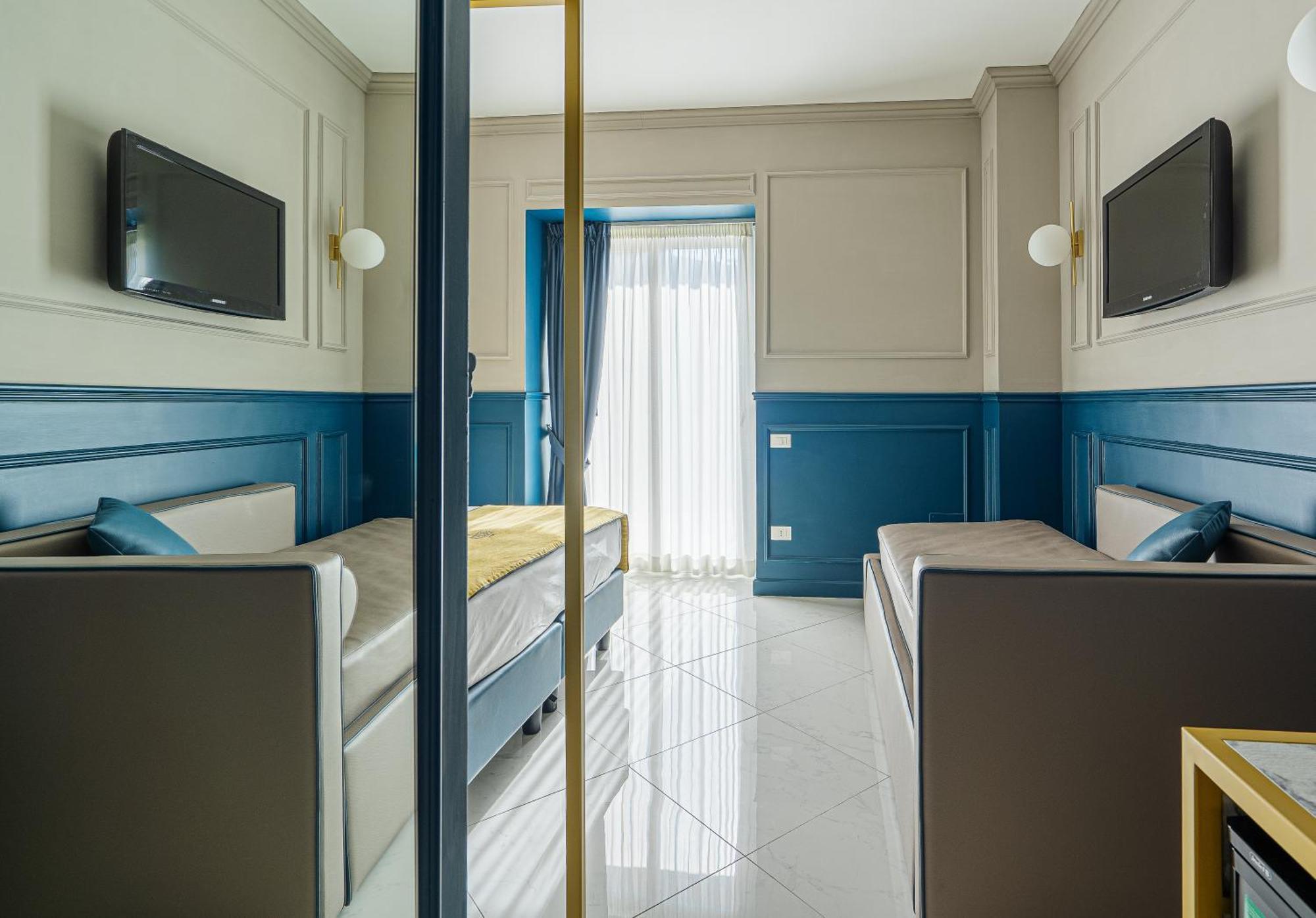 Deluxe Zimmer mit Poolblick