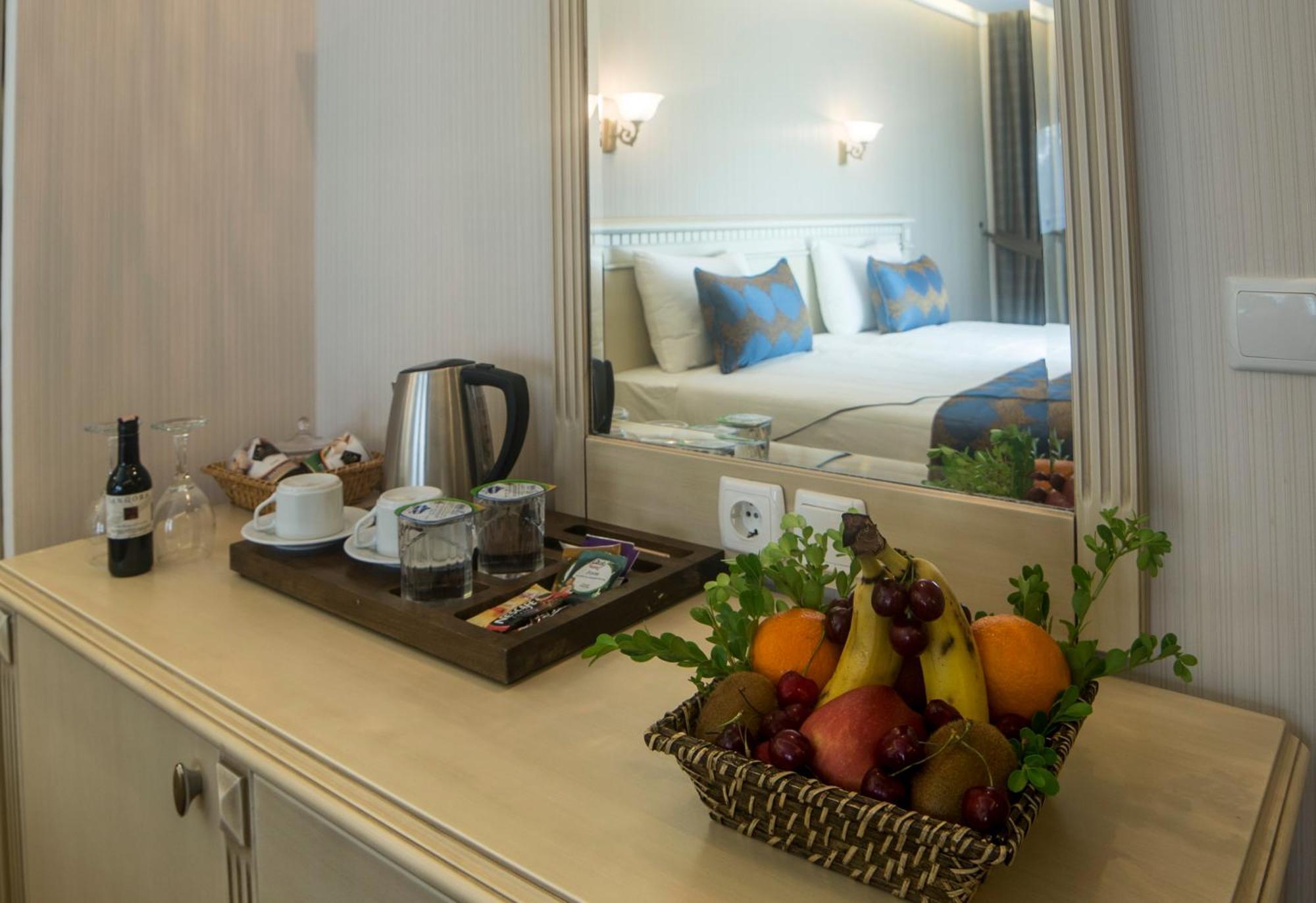 Deluxe Double or Twin Room