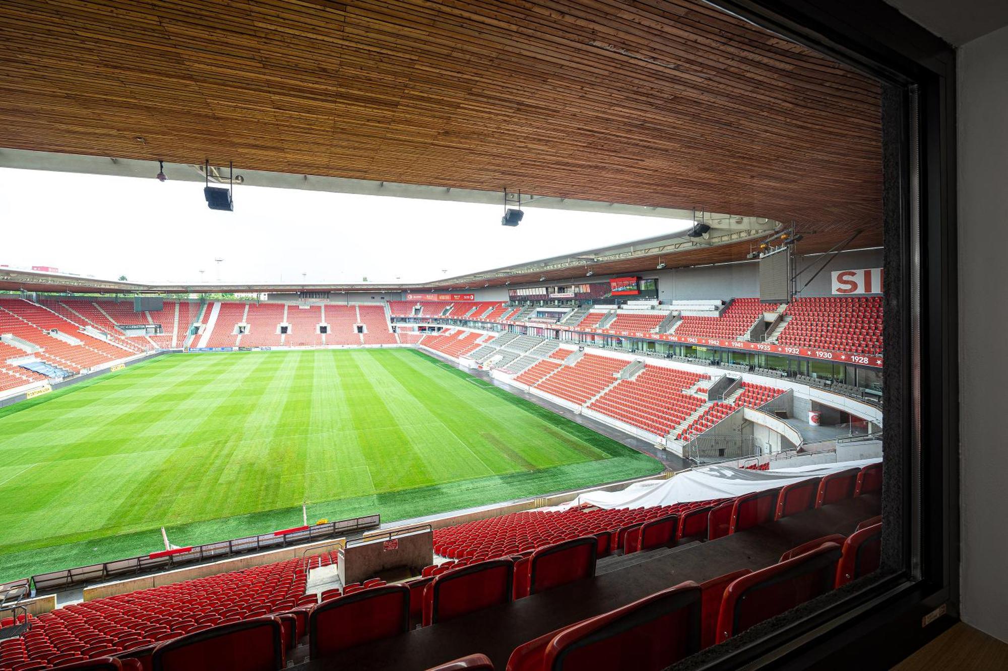 Superior Double Room Stadium View