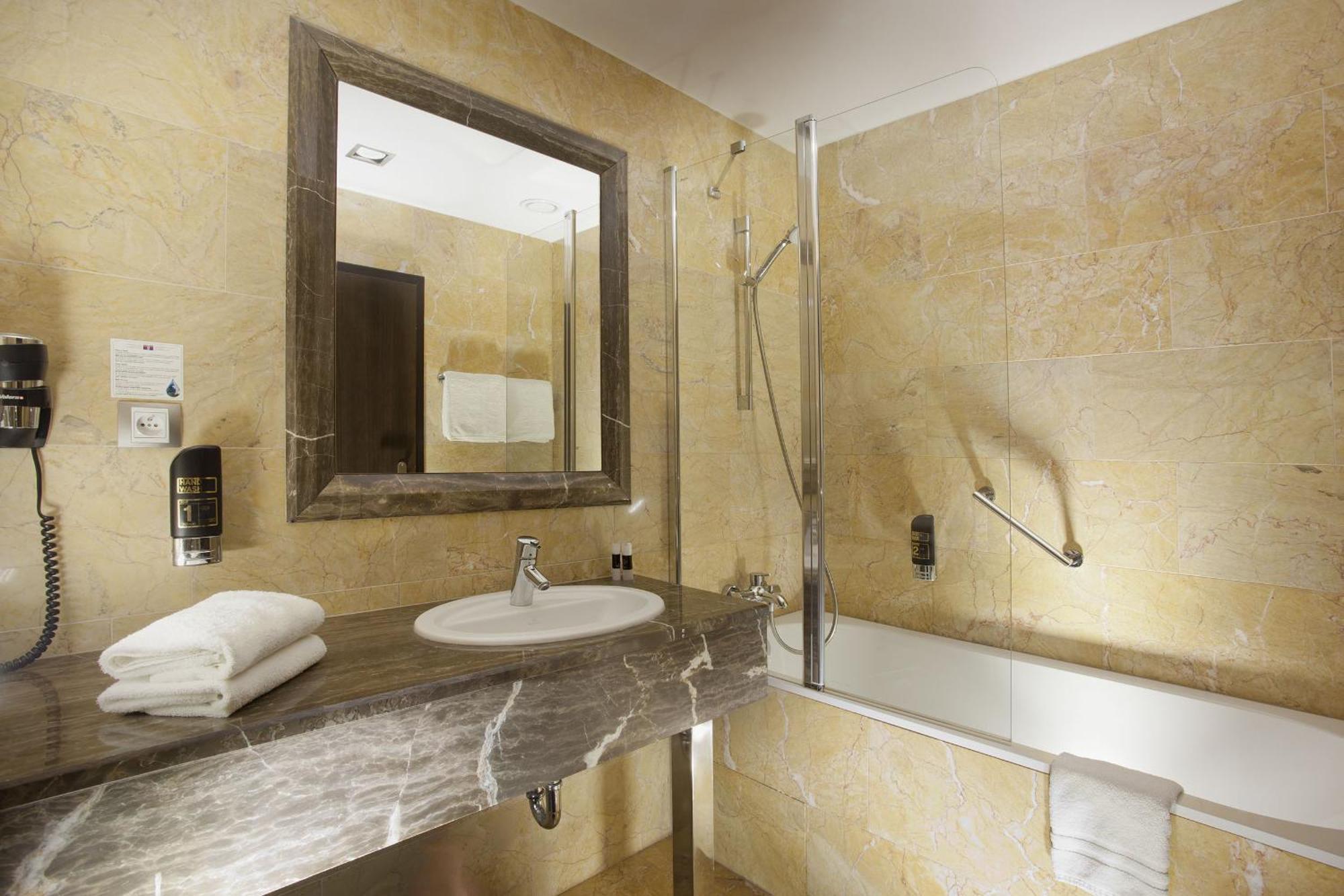Classic Double or Twin Room