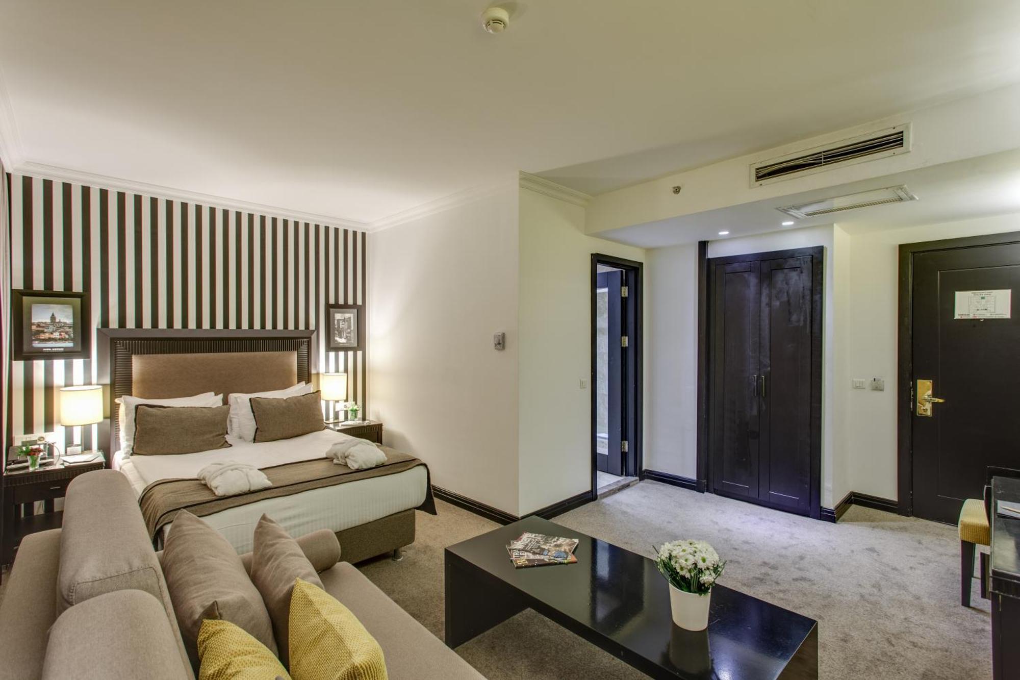 Grand Deluxe Double Room